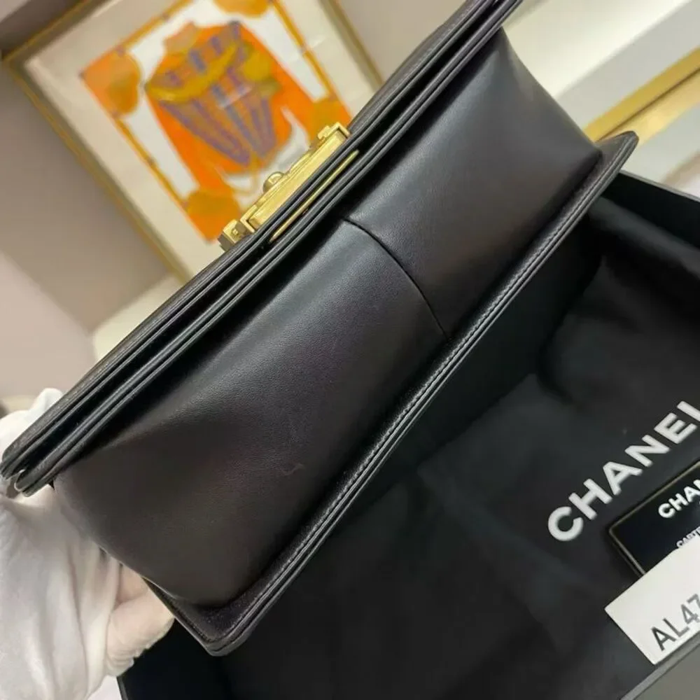 Chanel Women Pre-Loved Bag Very Good Condition